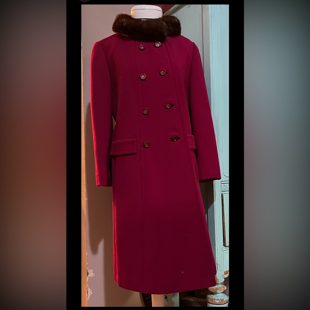 VTG  Parkmoor New York Cranberry Red Wool Coat with Mink Collar Elegant Size 10